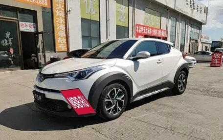 Toyota C-HR I рестайлинг, 2018 год, 1 700 666 рублей, 3 фотография