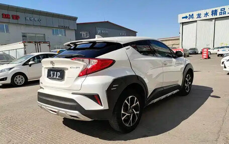 Toyota C-HR I рестайлинг, 2018 год, 1 700 666 рублей, 9 фотография