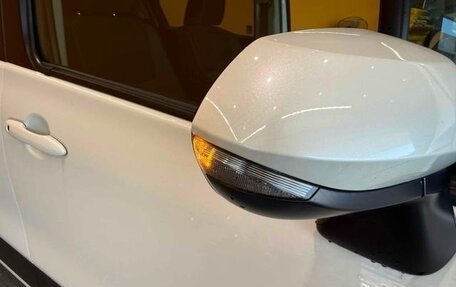 Toyota Sienta, 2024 год, 1 070 000 рублей, 10 фотография