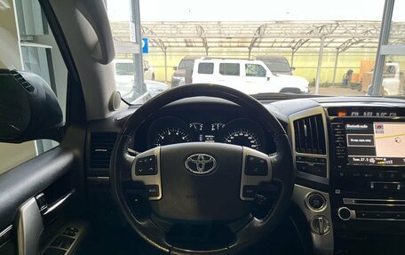 Toyota Land Cruiser 200, 2012 год, 3 980 000 рублей, 10 фотография