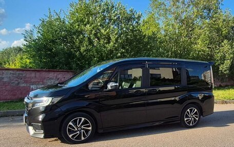 Honda Stepwgn IV, 2020 год, 2 650 000 рублей, 3 фотография