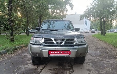 Nissan Patrol, 2001 год, 1 200 000 рублей, 11 фотография