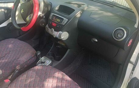 Peugeot 107 I рестайлинг, 2012 год, 500 000 рублей, 8 фотография