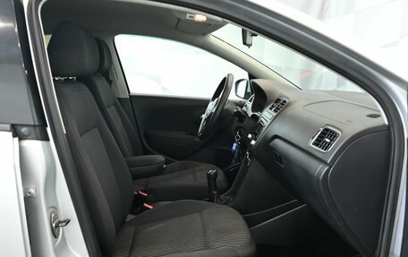 Volkswagen Polo VI (EU Market), 2011 год, 700 000 рублей, 7 фотография
