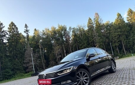 Volkswagen Passat B8 рестайлинг, 2018 год, 1 790 000 рублей, 3 фотография