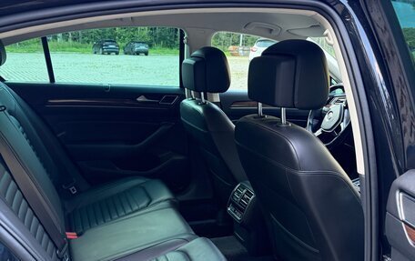 Volkswagen Passat B8 рестайлинг, 2018 год, 1 790 000 рублей, 29 фотография