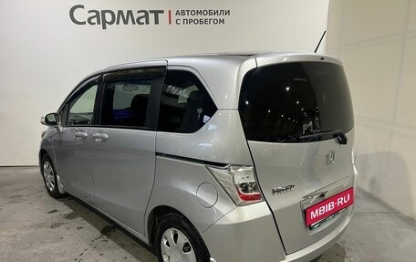 Honda Freed I, 2012 год, 975 000 рублей, 6 фотография