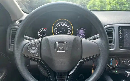 Honda Vezel, 2022 год, 1 300 666 рублей, 9 фотография
