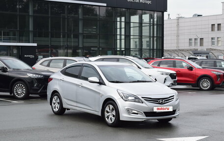 Hyundai Solaris II рестайлинг, 2015 год, 1 047 000 рублей, 3 фотография