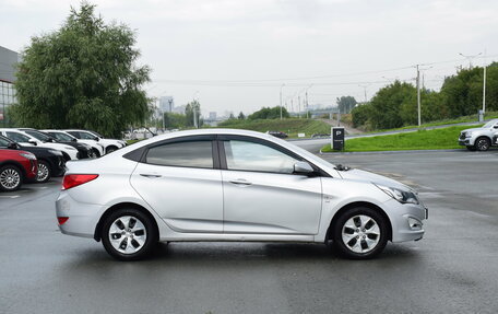 Hyundai Solaris II рестайлинг, 2015 год, 1 047 000 рублей, 6 фотография