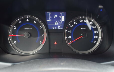 Hyundai Solaris II рестайлинг, 2015 год, 1 047 000 рублей, 19 фотография