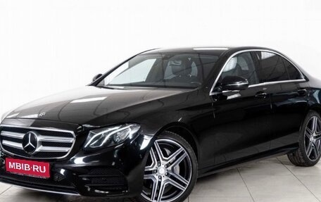Mercedes-Benz E-Класс, 2020 год, 2 920 000 рублей, 1 фотография