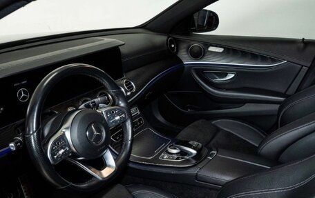 Mercedes-Benz E-Класс, 2020 год, 2 920 000 рублей, 3 фотография