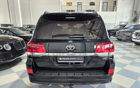Toyota Land Cruiser 200, 2019 год, 8 399 000 рублей, 6 фотография