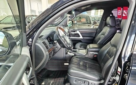 Toyota Land Cruiser 200, 2019 год, 8 399 000 рублей, 11 фотография