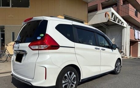 Honda Freed II, 2022 год, 1 236 000 рублей, 5 фотография