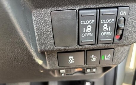 Honda Freed II, 2022 год, 1 236 000 рублей, 19 фотография