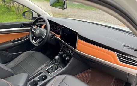 Volkswagen Bora, 2022 год, 1 230 000 рублей, 10 фотография
