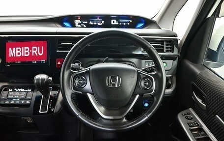 Honda Stepwgn IV, 2015 год, 1 950 000 рублей, 12 фотография