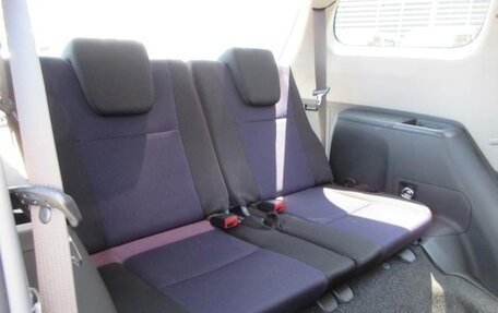 Toyota Wish II, 2012 год, 1 190 000 рублей, 17 фотография