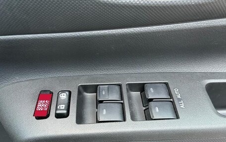 Toyota Wish II, 2017 год, 1 390 000 рублей, 34 фотография