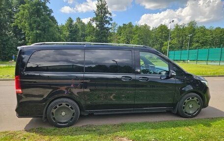 Mercedes-Benz V-Класс, 2022 год, 6 700 000 рублей, 1 фотография