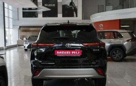 Toyota Highlander, 2026 год, 5 600 000 рублей, 6 фотография
