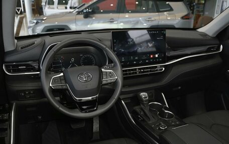 Toyota Highlander, 2026 год, 5 600 000 рублей, 13 фотография