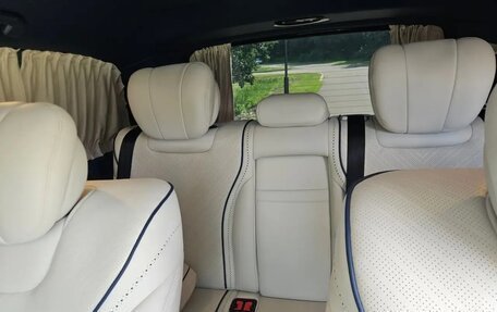 Mercedes-Benz V-Класс, 2022 год, 6 700 000 рублей, 8 фотография