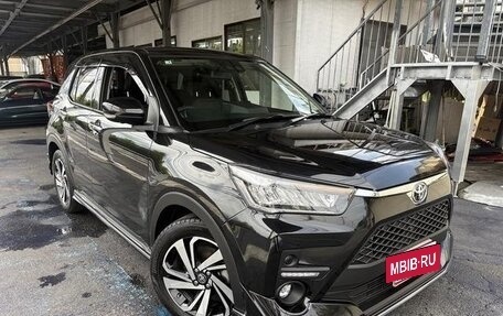 Toyota Raize I, 2021 год, 1 370 000 рублей, 3 фотография