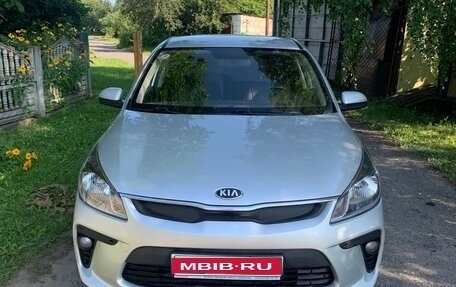 KIA Rio IV, 2017 год, 1 100 000 рублей, 1 фотография