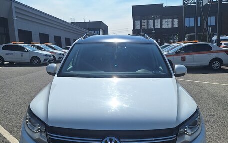 Volkswagen Tiguan I, 2014 год, 1 600 000 рублей, 1 фотография