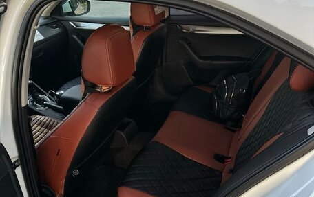 Skoda Octavia, 2018 год, 950 000 рублей, 3 фотография