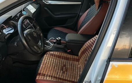 Skoda Octavia, 2018 год, 950 000 рублей, 2 фотография
