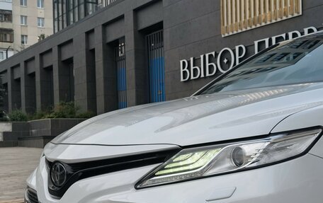 Toyota Camry, 2019 год, 2 890 000 рублей, 3 фотография