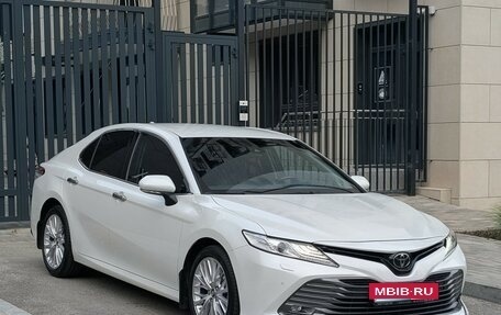 Toyota Camry, 2019 год, 2 890 000 рублей, 2 фотография