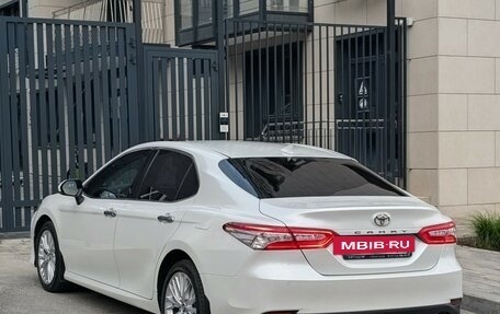 Toyota Camry, 2019 год, 2 890 000 рублей, 6 фотография