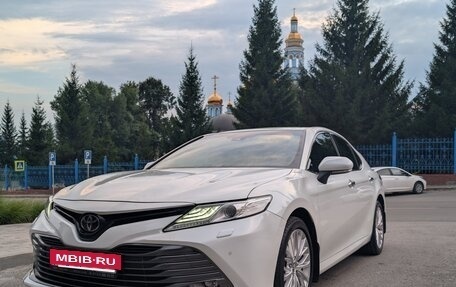 Toyota Camry, 2019 год, 2 890 000 рублей, 4 фотография