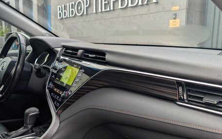 Toyota Camry, 2019 год, 2 890 000 рублей, 21 фотография