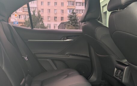 Toyota Camry, 2019 год, 2 890 000 рублей, 17 фотография