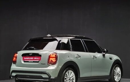 MINI Hatch, 2022 год, 1 660 000 рублей, 3 фотография