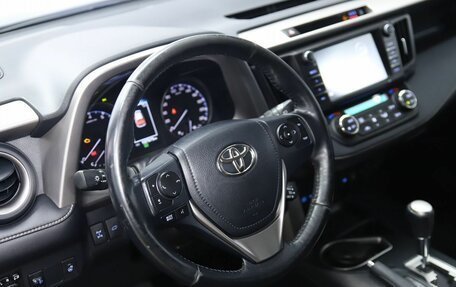 Toyota RAV4, 2016 год, 2 430 000 рублей, 11 фотография