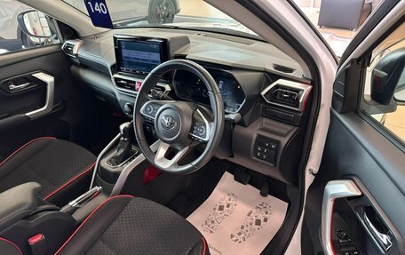 Toyota Raize I, 2019 год, 1 799 999 рублей, 10 фотография