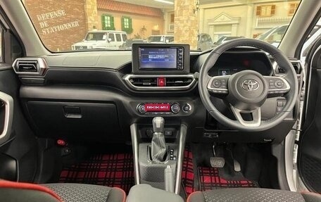 Toyota Raize I, 2021 год, 1 450 000 рублей, 2 фотография