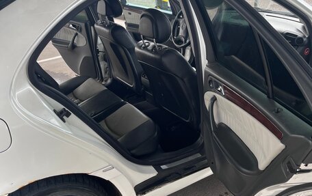 Mercedes-Benz C-Класс, 2002 год, 550 000 рублей, 13 фотография
