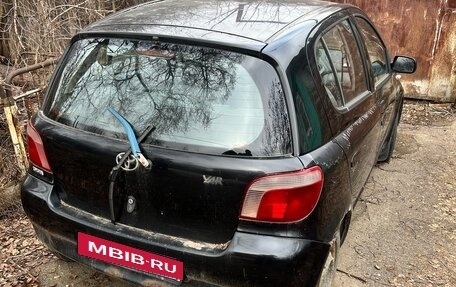Toyota Yaris I рестайлинг, 2000 год, 120 000 рублей, 5 фотография