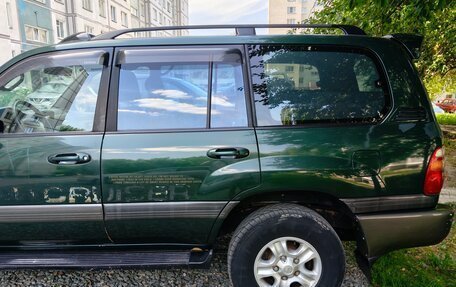 Toyota Land Cruiser 100 рестайлинг 2, 1998 год, 1 500 000 рублей, 11 фотография