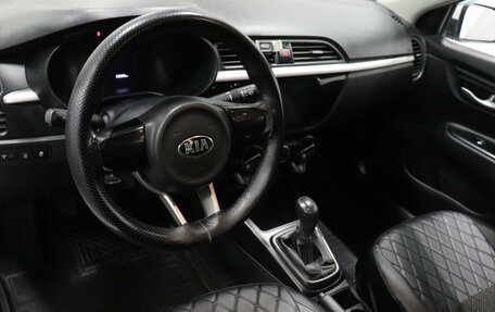 KIA Rio IV, 2018 год, 1 046 000 рублей, 15 фотография
