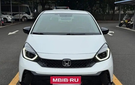 Honda Fit, 2023 год, 1 000 000 рублей, 2 фотография