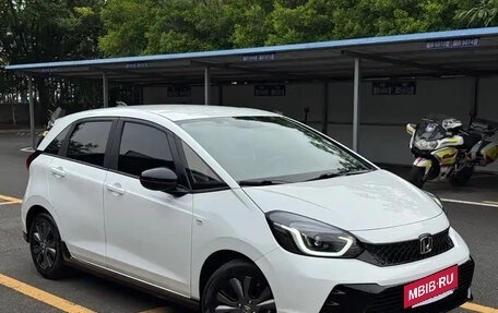 Honda Fit, 2023 год, 1 000 000 рублей, 3 фотография
